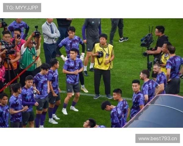 中甲激战正酣各队全力争夺升级名额赛事精彩纷呈 - 副本 (3)